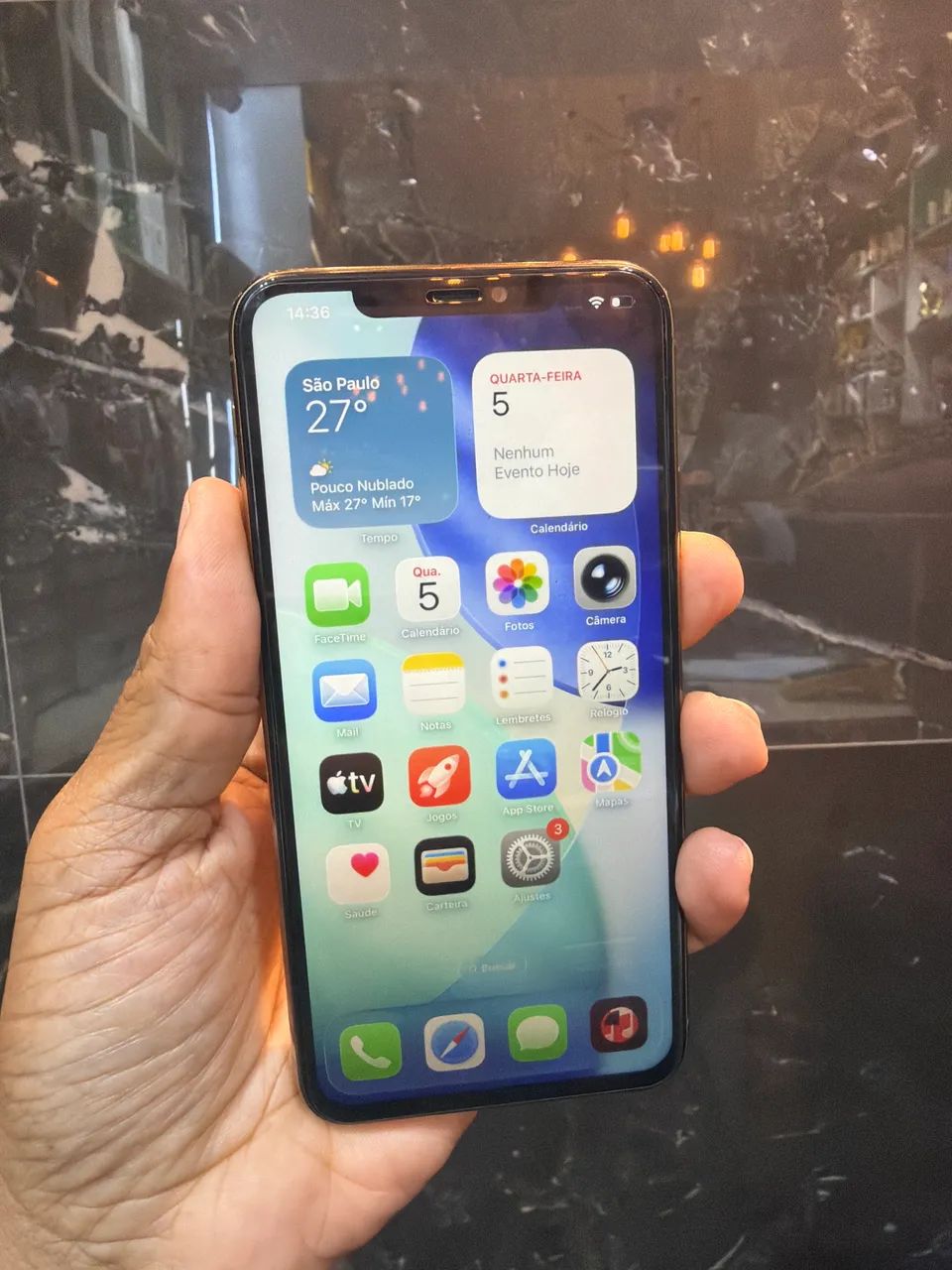 IPhone 11 Pro Max 256gb - Foto 2