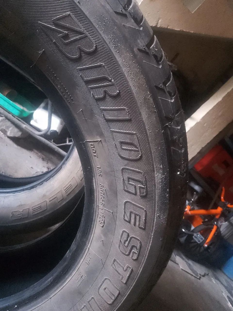 Pneus Bridgestone 265/60R18 - Foto 3