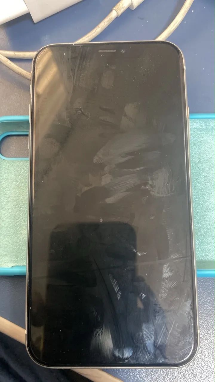 vendo iphone xr  - Foto 2