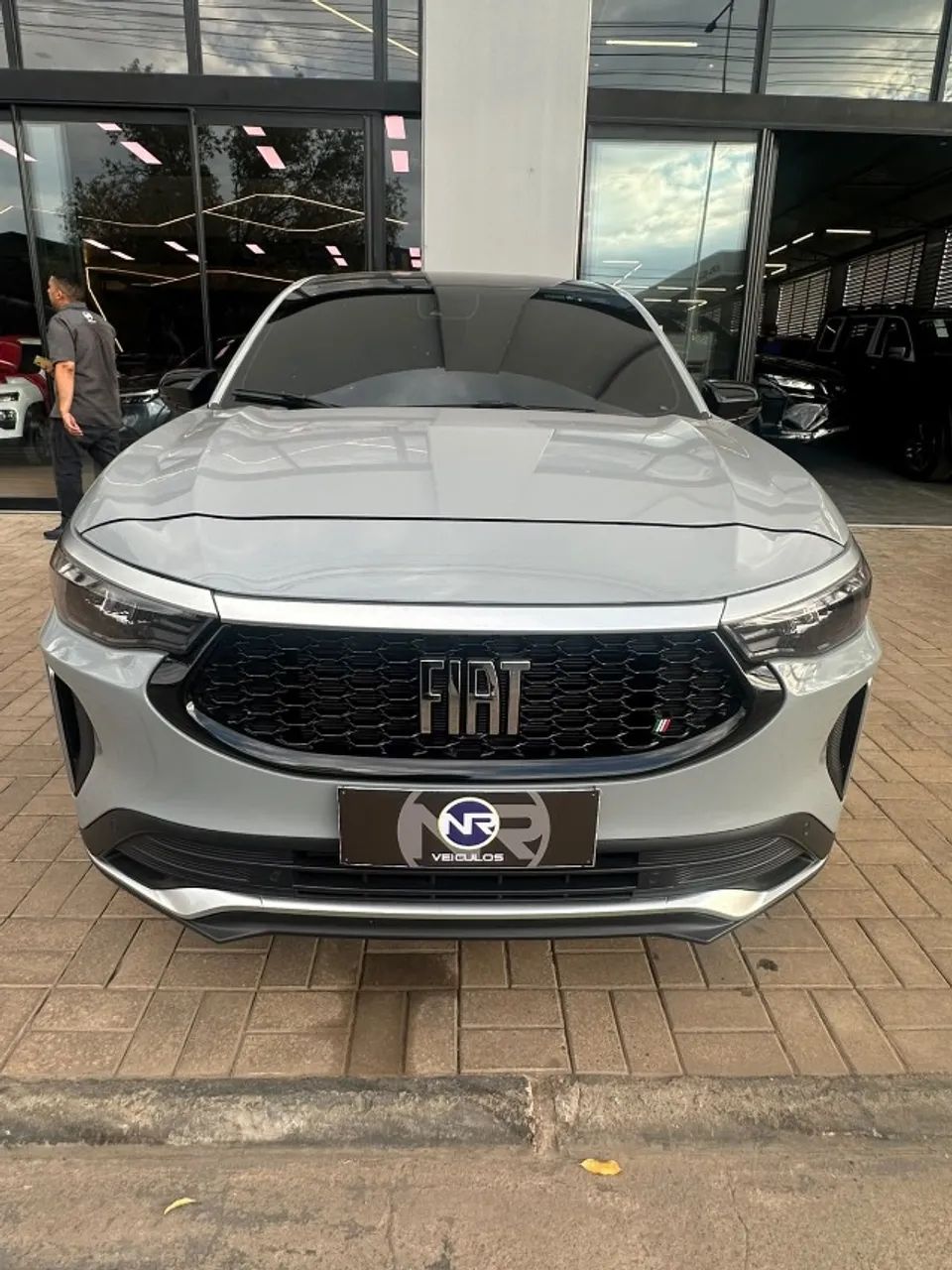 Fiat Fastback Limited Ed.1.3 270 T.flex Aut. 2025 - Foto 2