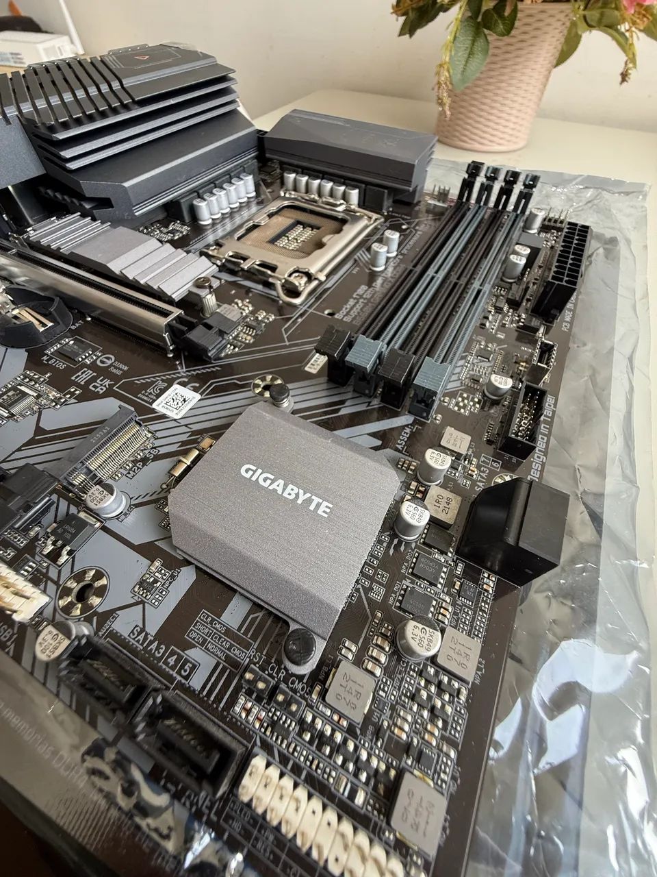 Placa mãe Gigabyte B660M Gaming X | DDR4 | Socket 1700 - Foto 2