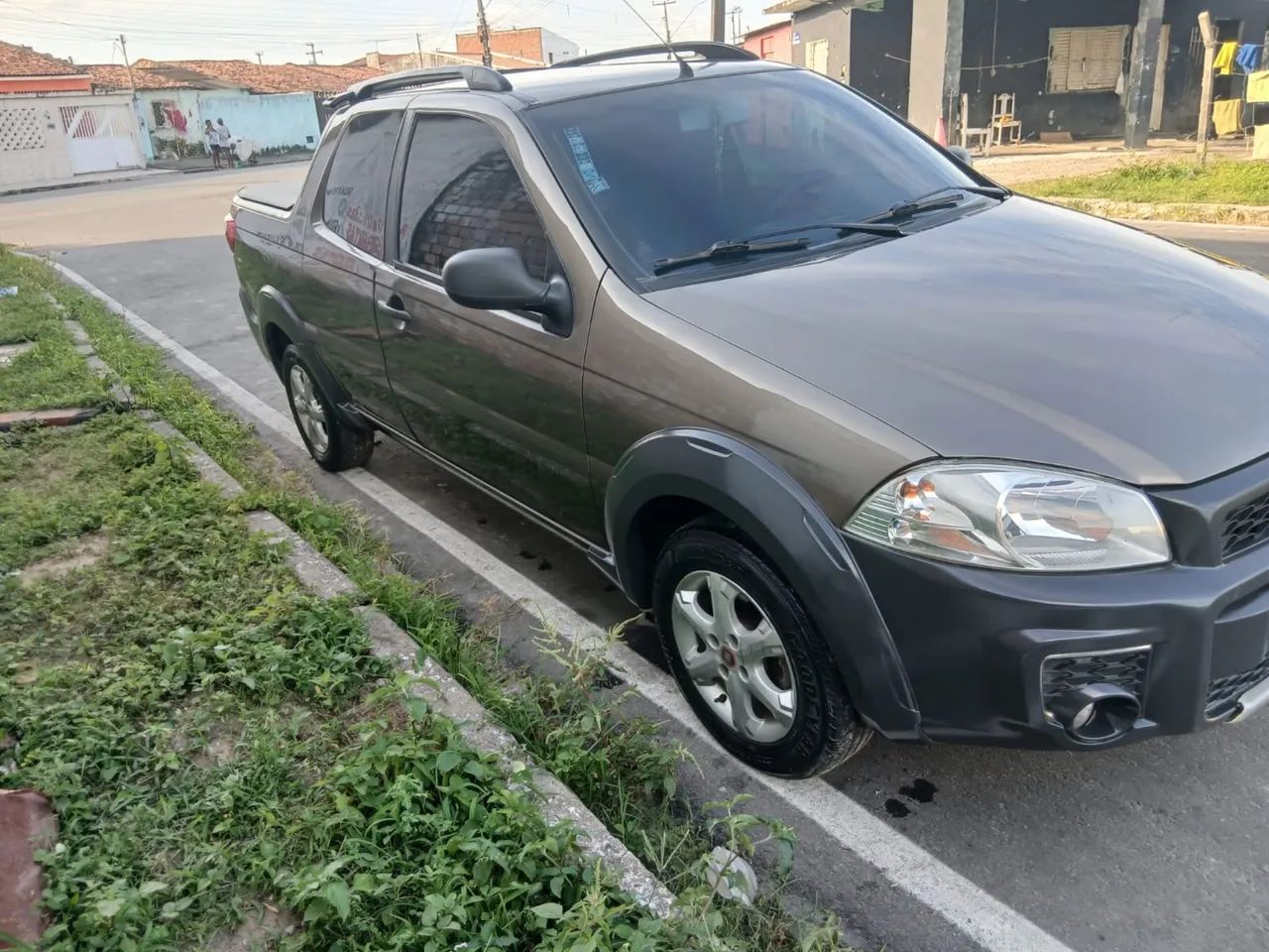 Fiat Strada Working Celeb.1.4 Fire Flex 8V CD 2014 - Foto 3