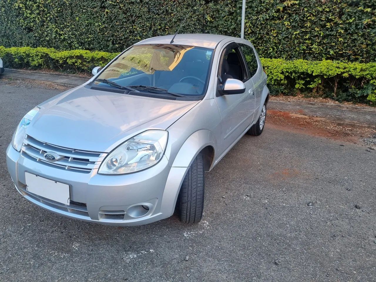 Ford KA 1.6 8V Flex 3P 2010 - Foto 2