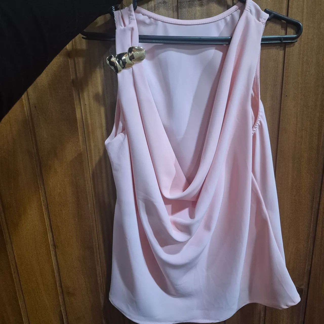 Lote roupas - Foto 2