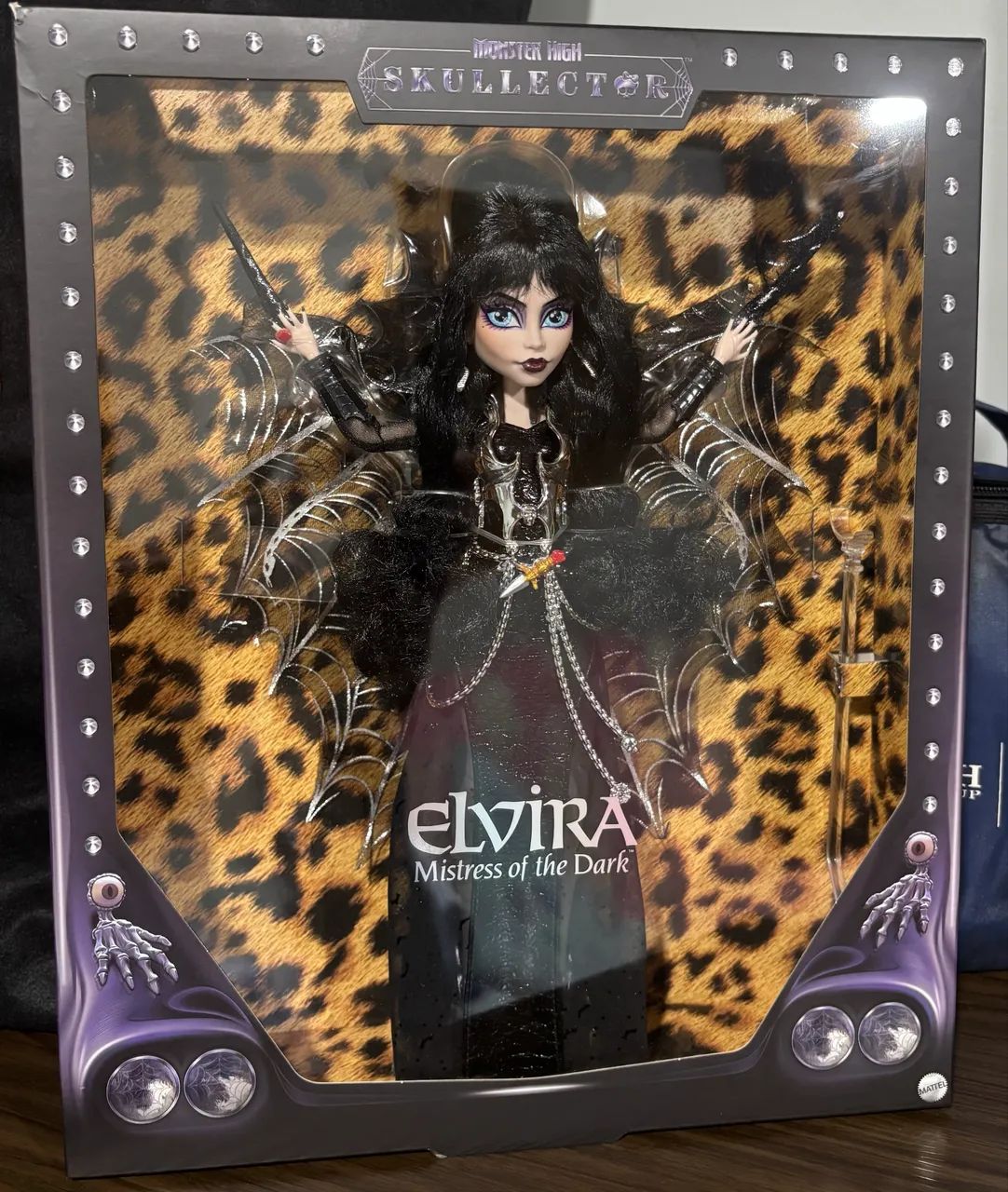 Boneca Monster High Skullector Elvira - Lacrada - Hobbies e