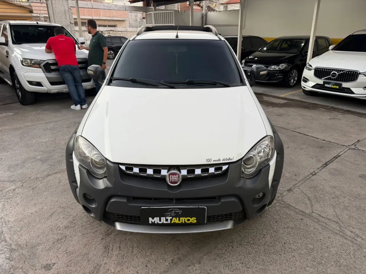 Fiat Strada Adventure1.8/ 1.8 Locker Flex CD 2015 - Foto 2