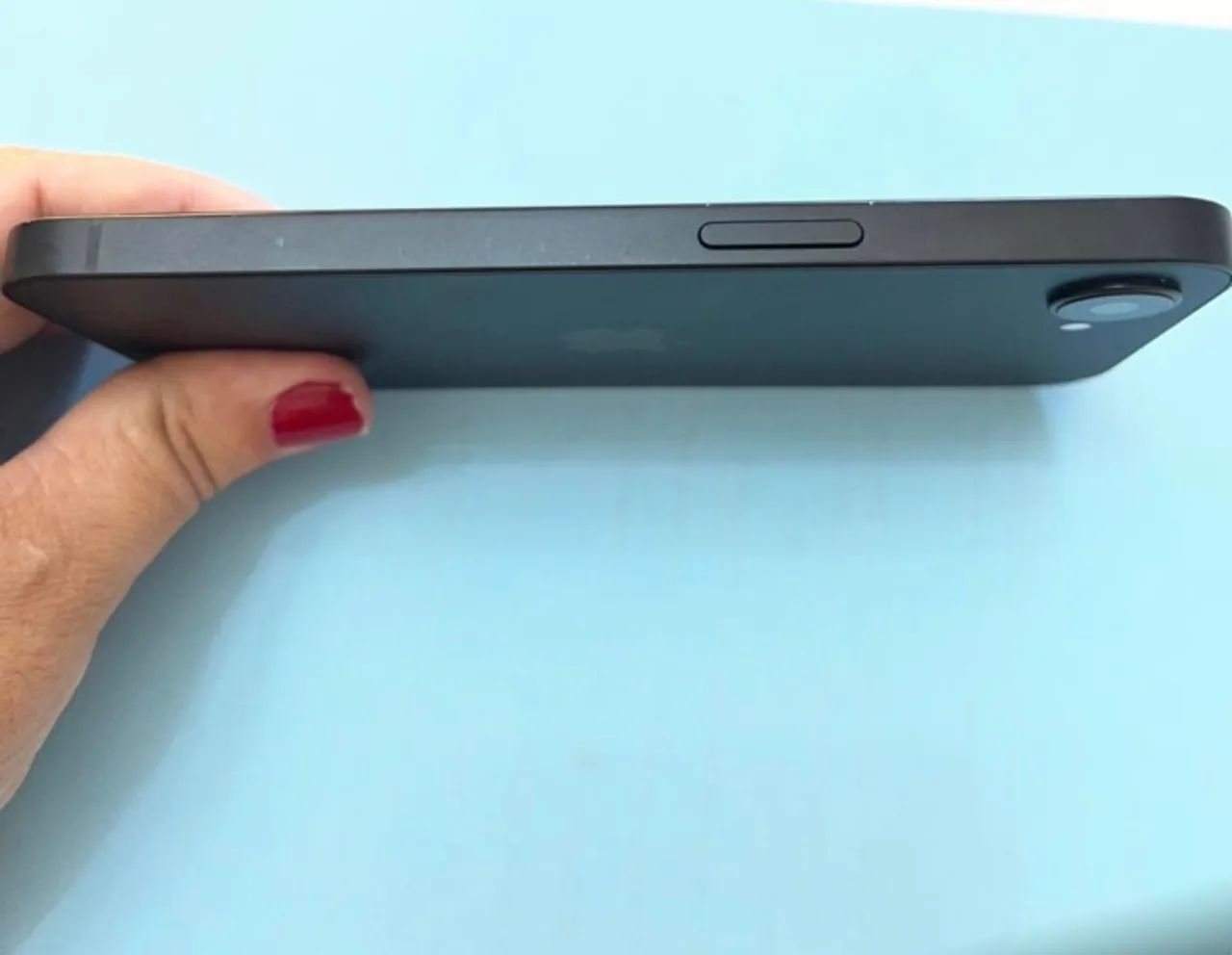Vendo IPHONE 16e - Foto 4
