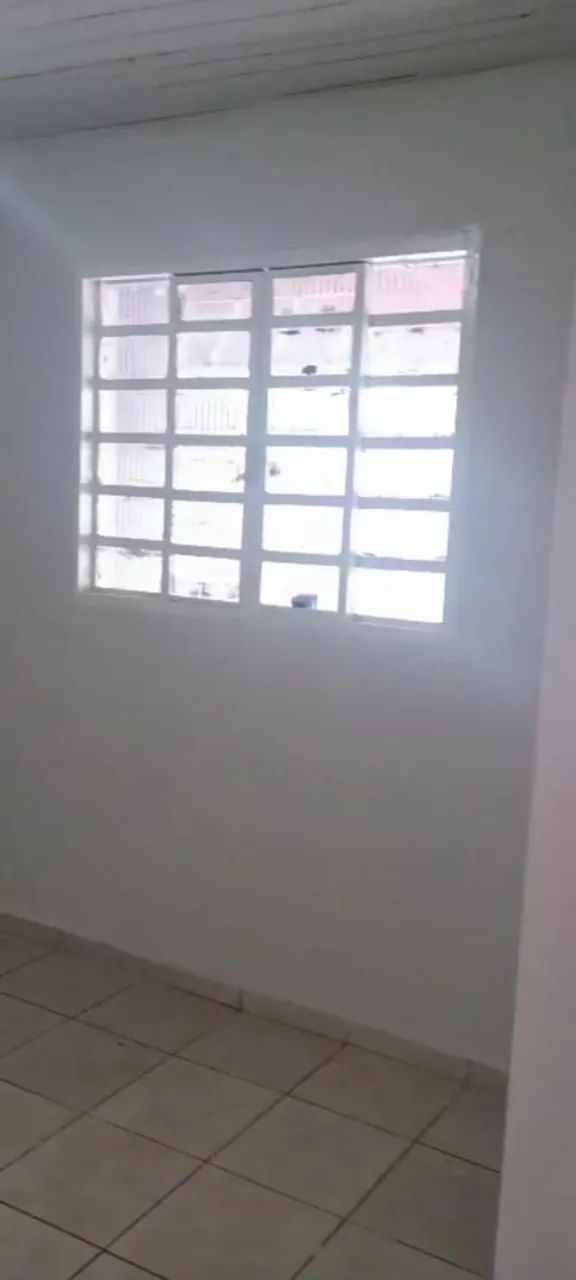 Casa Grande e espaçosa com 4 quartos e 2 banheiros  - Foto 5