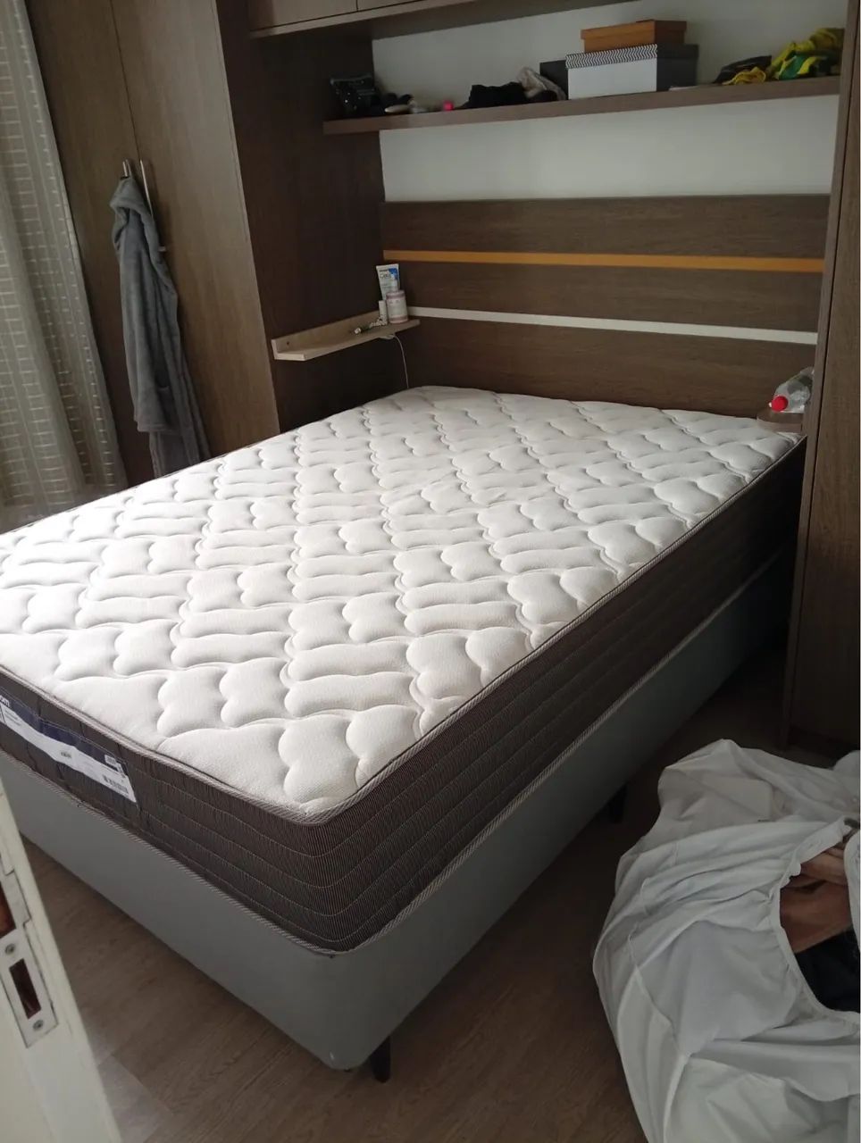 CAMA BOX + COLCHÃO ORTOBOM SUPERPOCKET