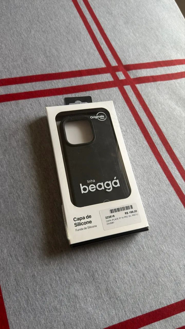 capa de silicone iplace beagá iPhone 14 Pro