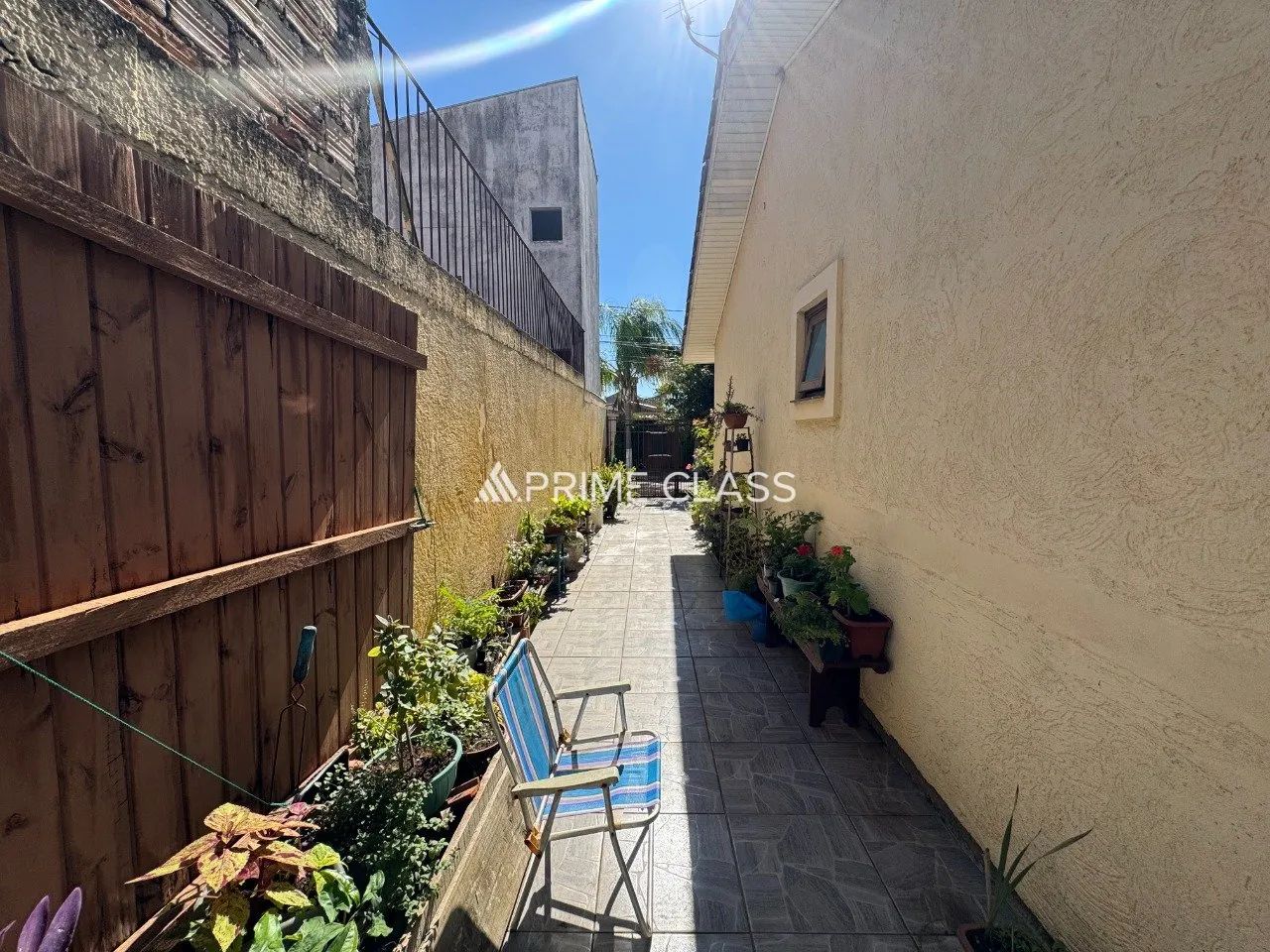 Casa de 2 dormitórios, 3 vagas, amplo pátio nos fundos, Bairro São José - Aceita financiam - Foto 4
