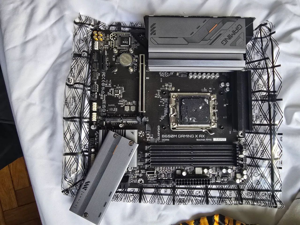 B650M GAMING X AX - Foto 4