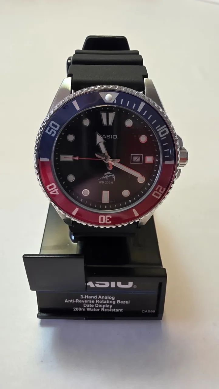 Relógio CASIO Duro Merlin Pepsi (MDV-106B-1A2V)