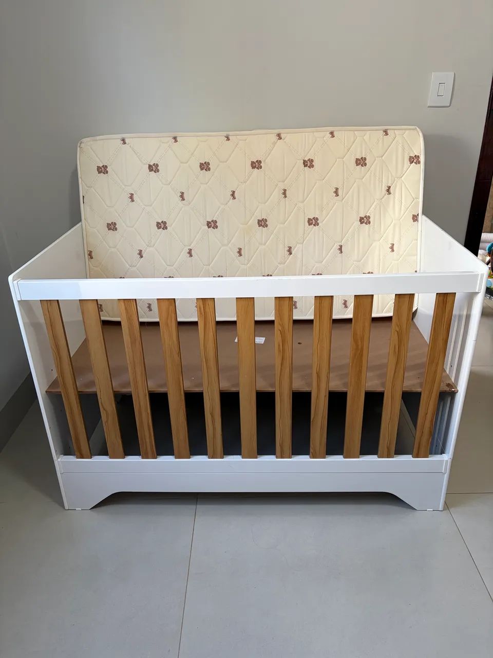 Berço + colchão 