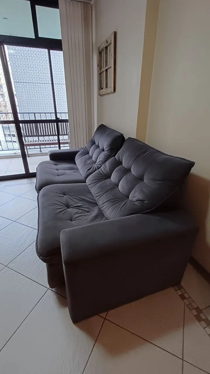 Sofá retrátil suede cinza