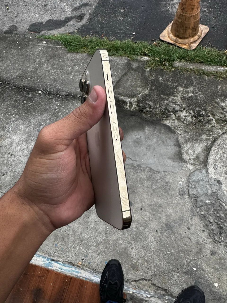 V/T iPhone 13 Pro Max 128Gb todo original  - Foto 5