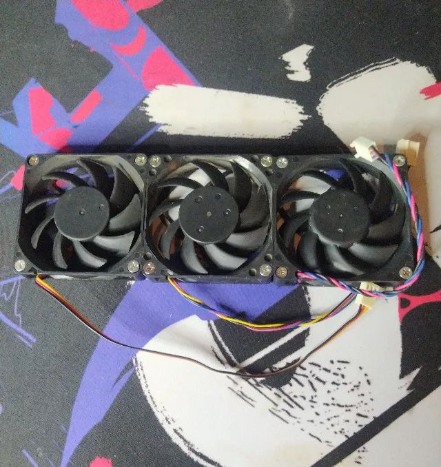 15X Ventoinhas fans variadas + acessórios  - Foto 5