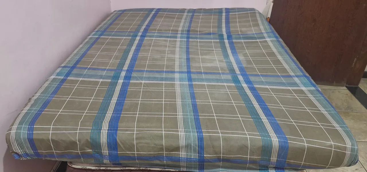 Colchão de casal com capa  - Foto 2