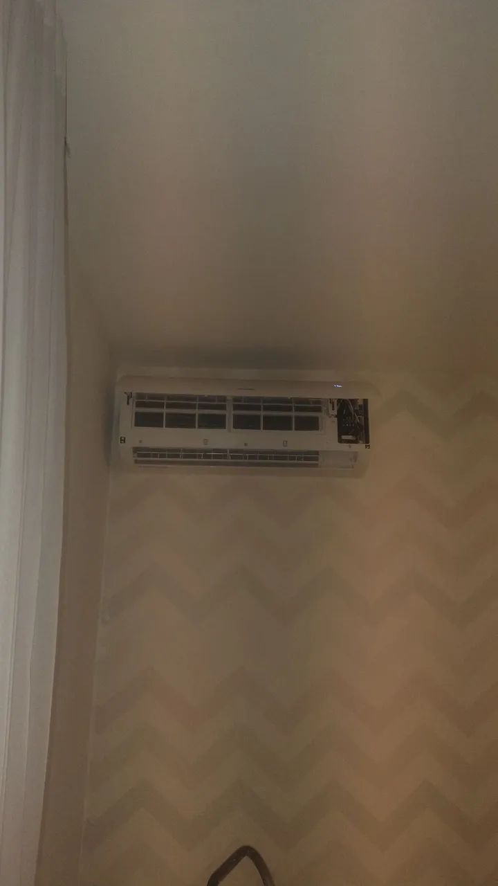 INSTALAÇÃO DE AR CONDICIONADO SPLIT 