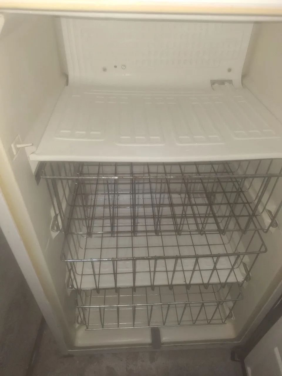 Vendo frigobar médio  - Foto 3