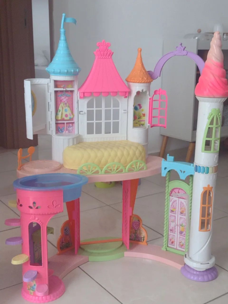 Castelo da Barbie grande