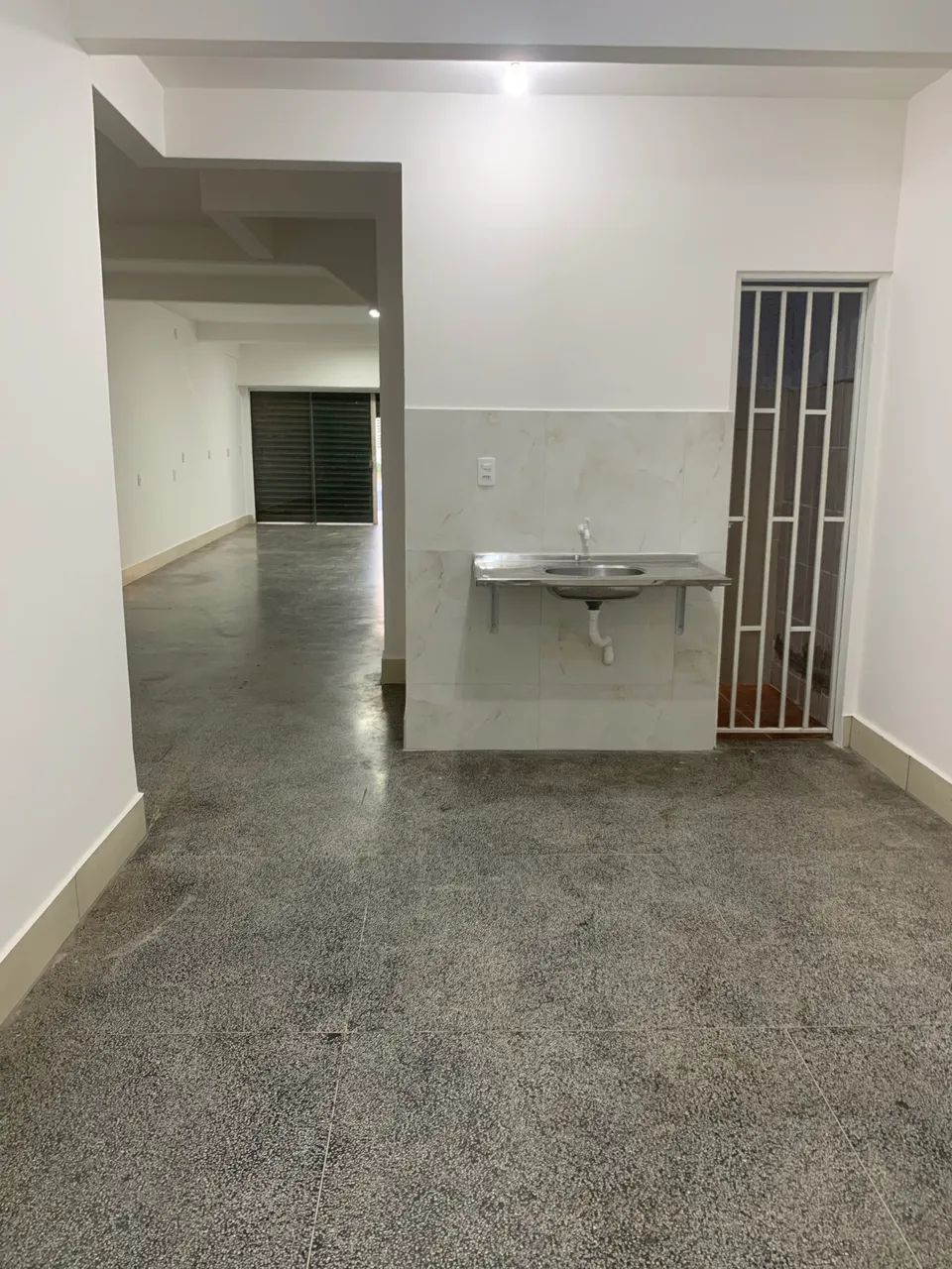 Aluguel loja reformada - Foto 4