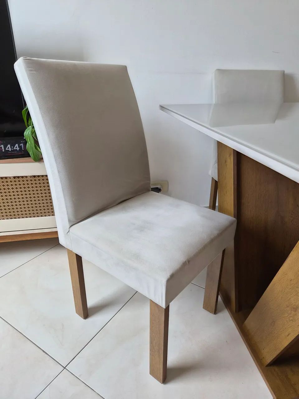Mesa de jantar + 4 cadeiras - Foto 4