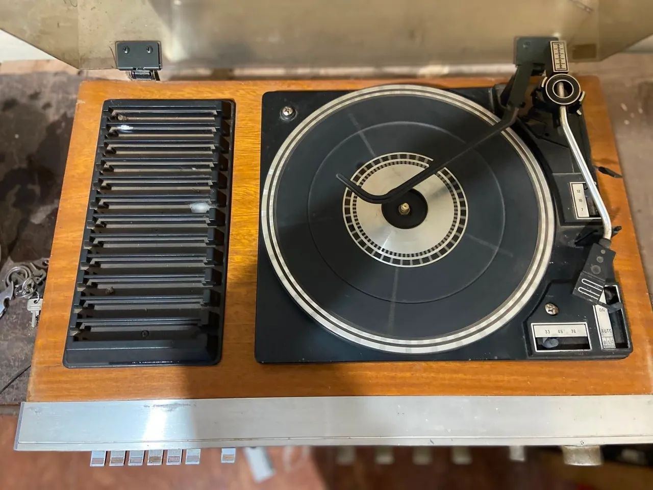 Sharp 3x1 SG 220
