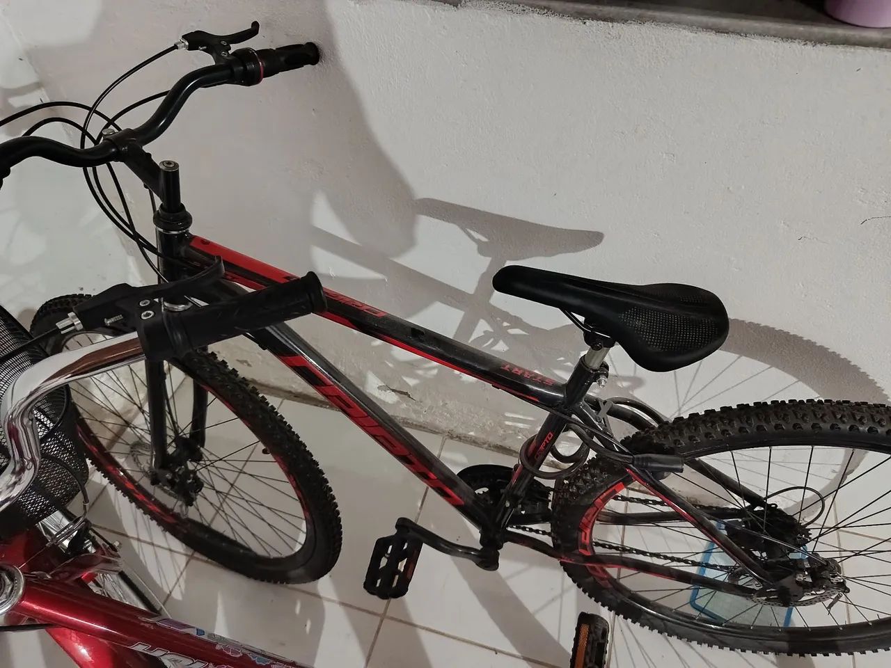 Bicicleta aro 26 estado de nova  - Foto 3