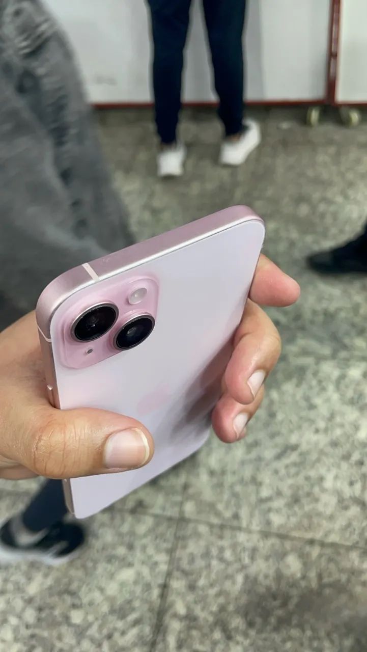 iPhone 15 Plus Câmera trocada - Foto 3