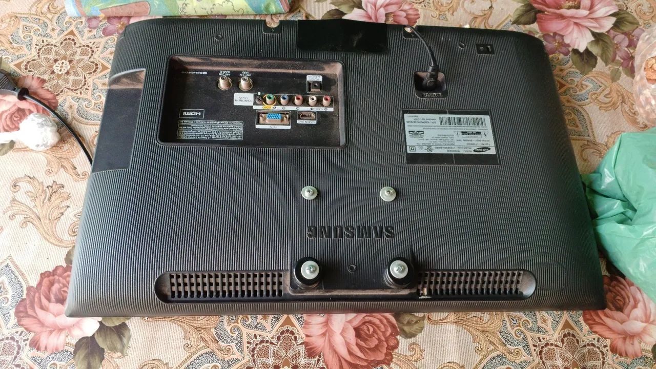 Monitor Samsung SyncMaster T22B300 com Defeito - Para Peças - Foto 2