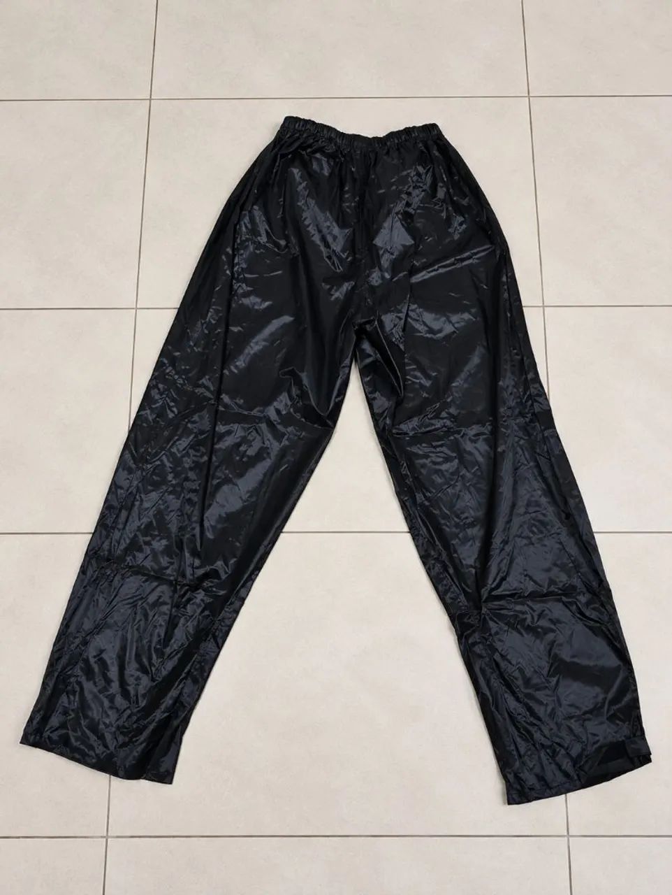Capa de chuva nylon nova  - Foto 2