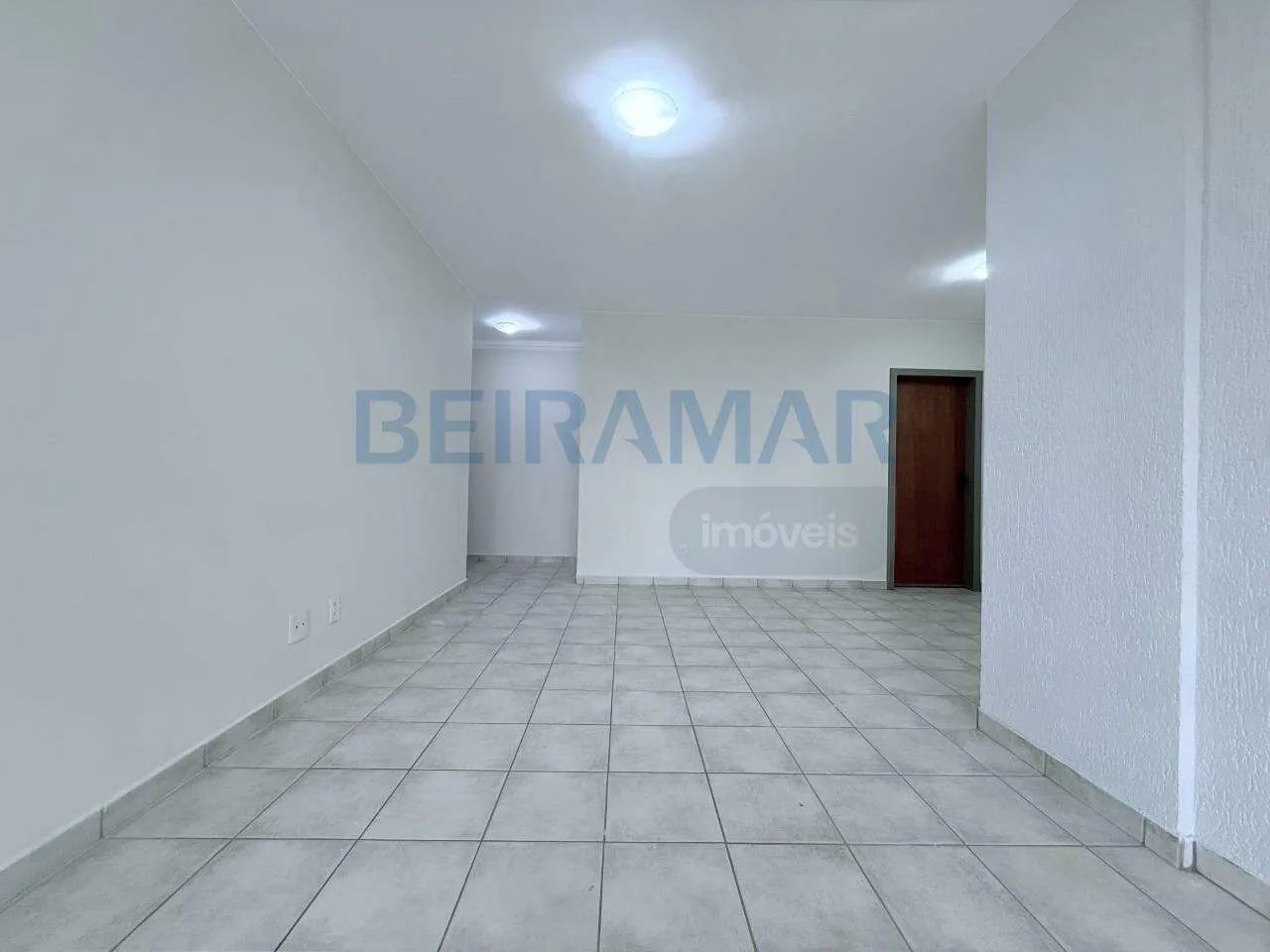 Apartamento de 2 quartos, com varanda e 1 vaga no Edifício Cooperbrapa I - Águas Claras - Foto 2
