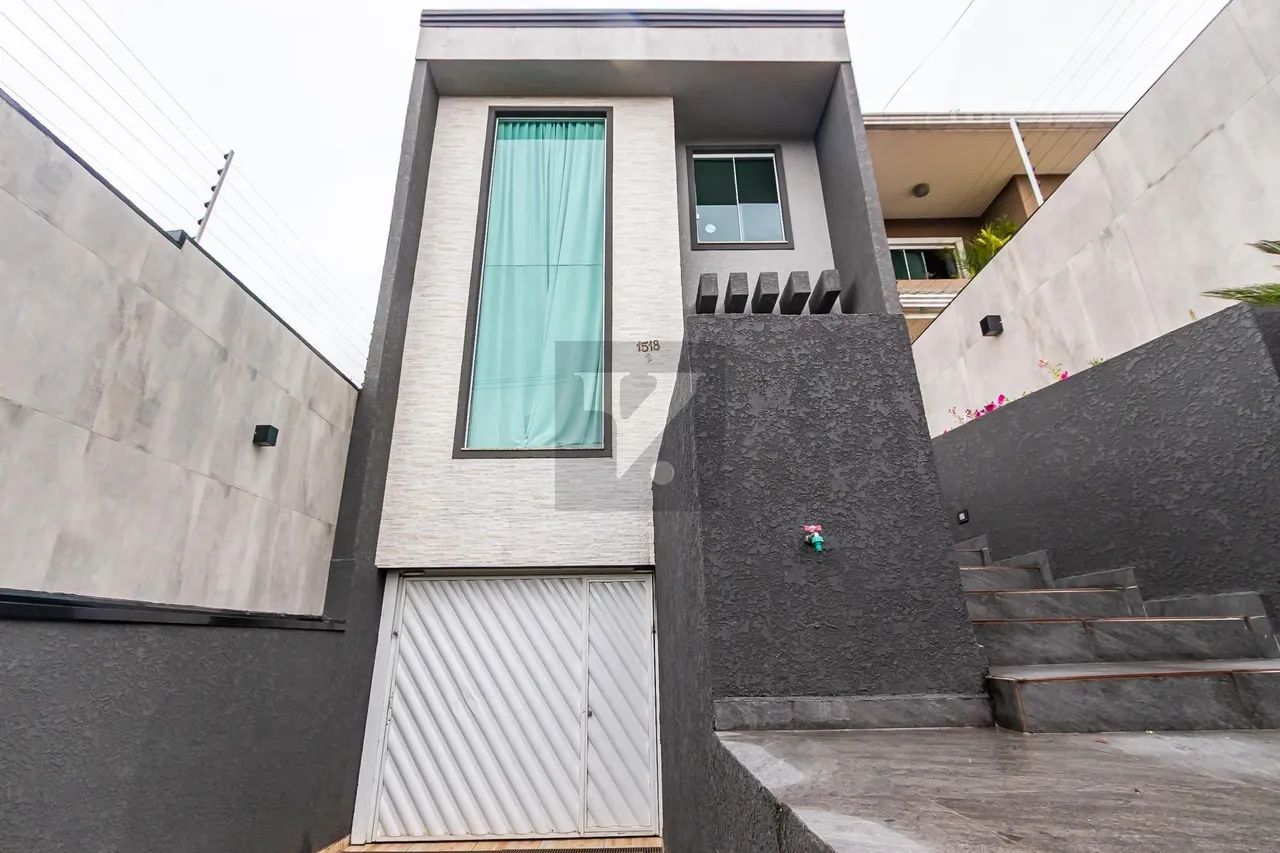 Sobrado Exclusivo no Pinheirinho  4 Quartos, Mobiliado e com 7 Vagas | Oportuni - Foto 4