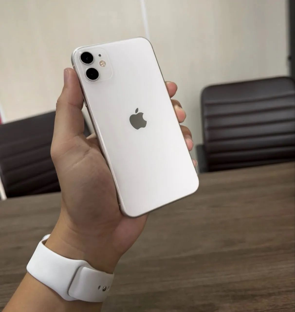 iPhone 11 128G semi novo  - Foto 4