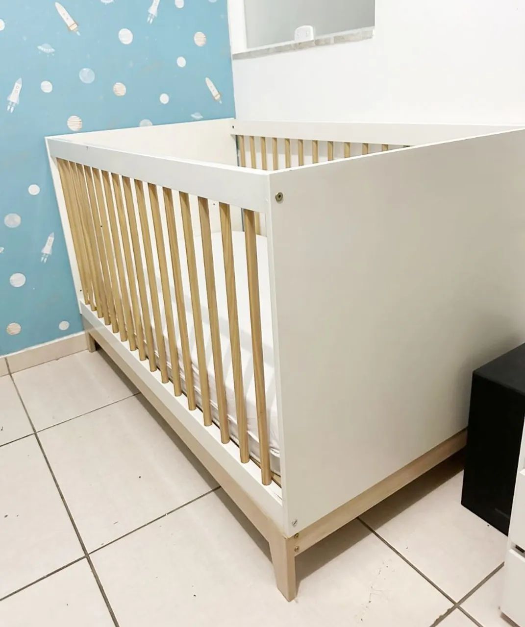 Berço que vira mini cama + colchão  - Foto 2