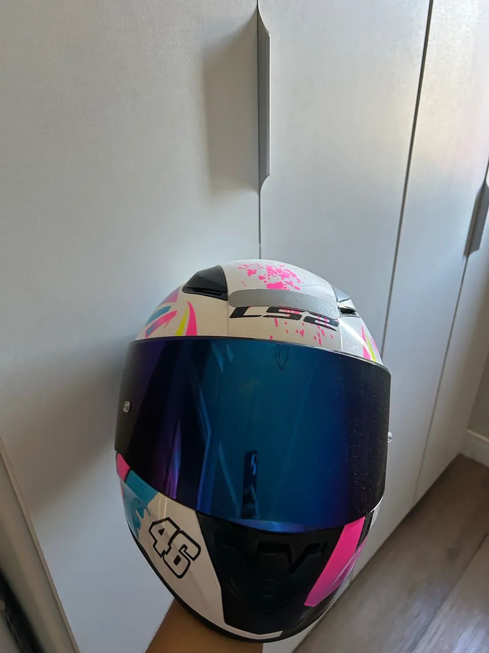 capacete ls2 tam 58 com intercomunicador  - Foto 4