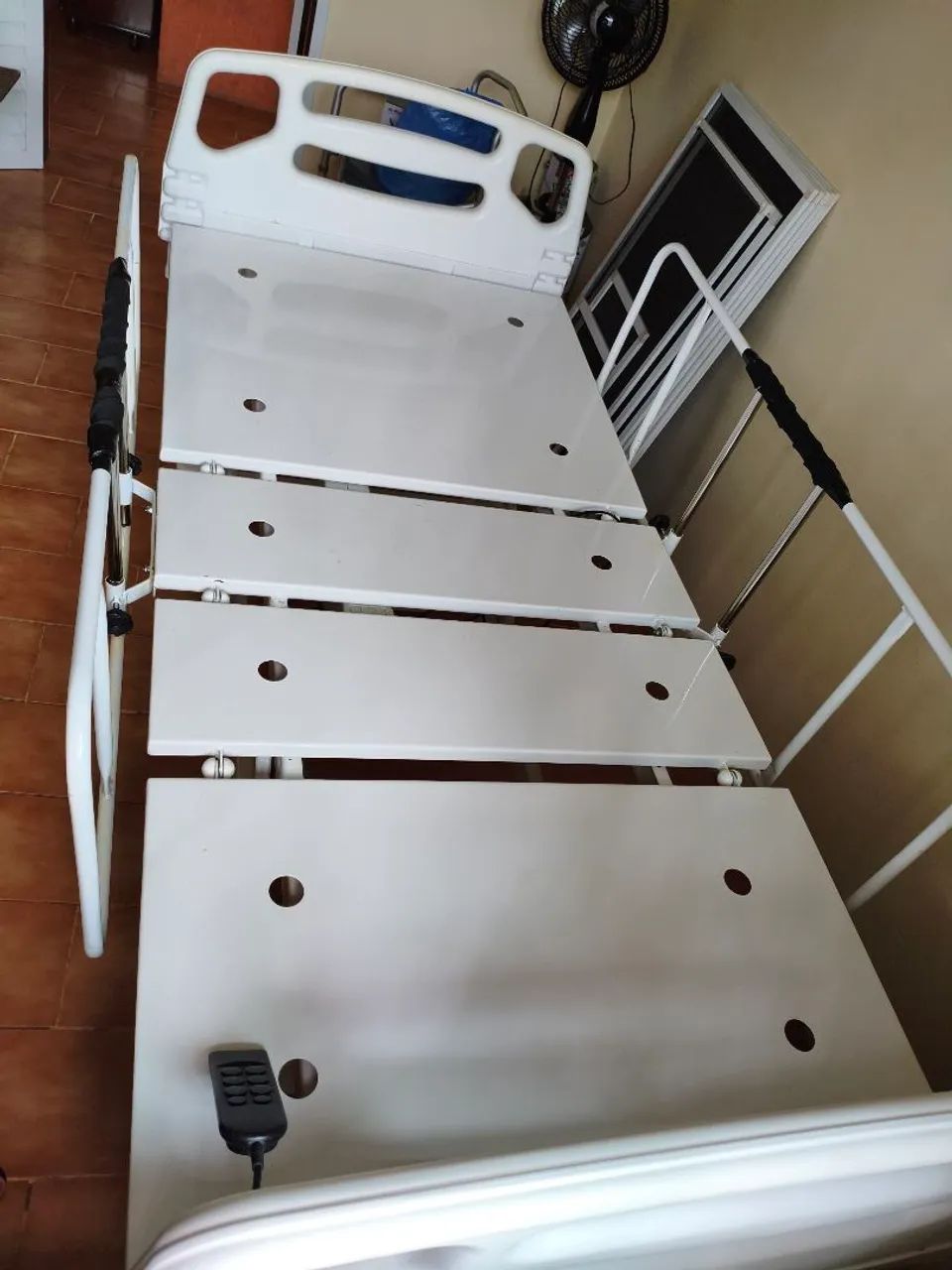 Cama hospitalar automatizada 