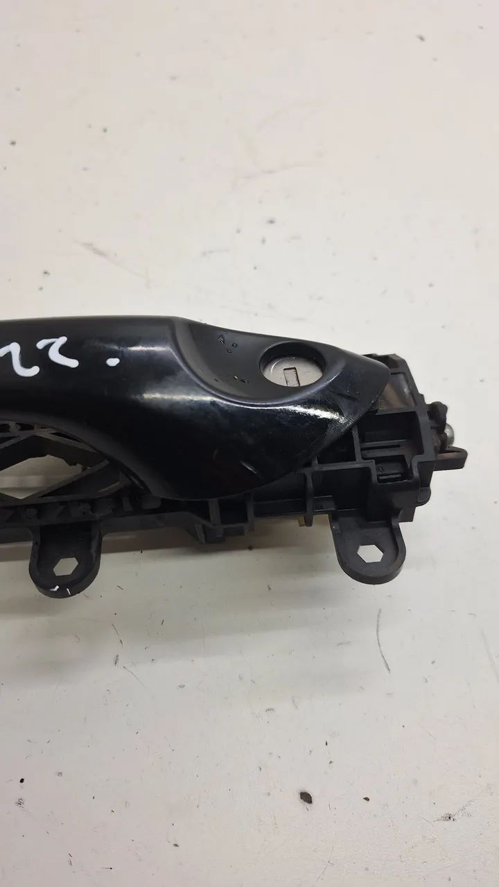 Maçaneta Externa Dianteira Esquerda Chevrolet Onix Lt 2022  Dianteira - Foto 3