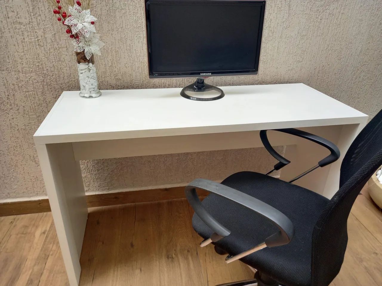 Escrivaninha mesa nova em mdf  - Foto 4
