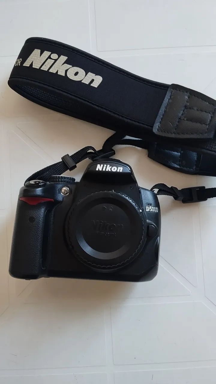 Câmera Nikon D5000 - Foto 4