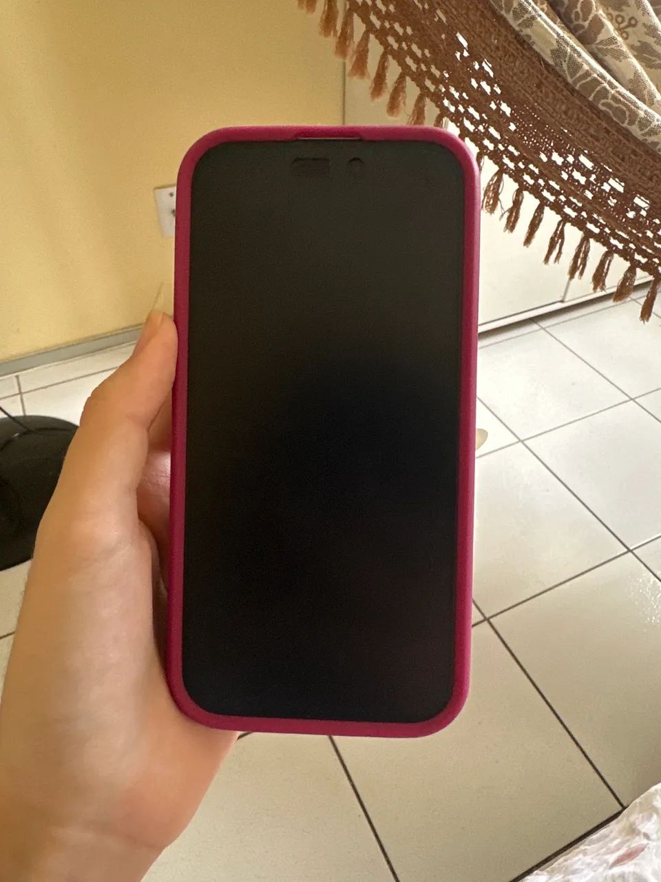 Capinha iPhone 13, 14 e 15 (cabe nos três modelos) - Foto 3