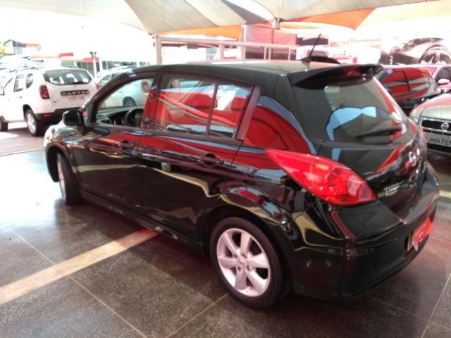 Nissan Tiida SL 1.8 2012/2013 Com Teto Solar Temos Golf Gol Palio Astra Polo Saveiro Civic - Foto 20