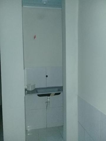 Alugo kitnets com água e energia incluído no aluguei - Foto 4