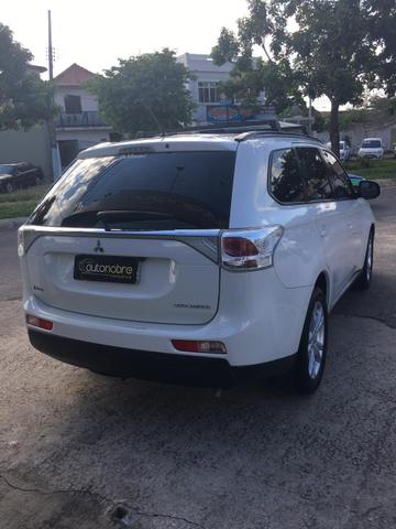 Outlander 13/14 2.0 Automático C/ Teto Solar - Foto 4