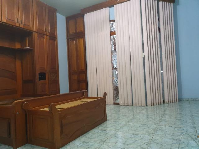 Casa semimobiliada - Pq 10 de Novembro - Foto 16