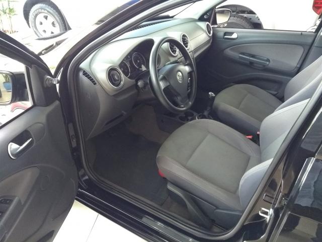 VOLKSWAGEN VOYAGE 2009/2010 1.6 MI COMFORTLINE 8V FLEX 4P MANUAL - Foto 9
