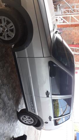Vendo fiat uno way 12/13 Com ar. 5000 é a pessoa assume 42 parcelas de 600. urgente - Foto 6