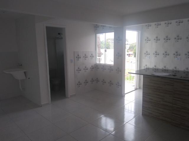 Aluga se apartamento kitnet na região do pinheirinho próximo ao terminal - Foto 14