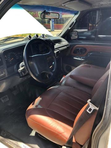 GM - Chevrolet Silverado Conquest Extra - Foto 5